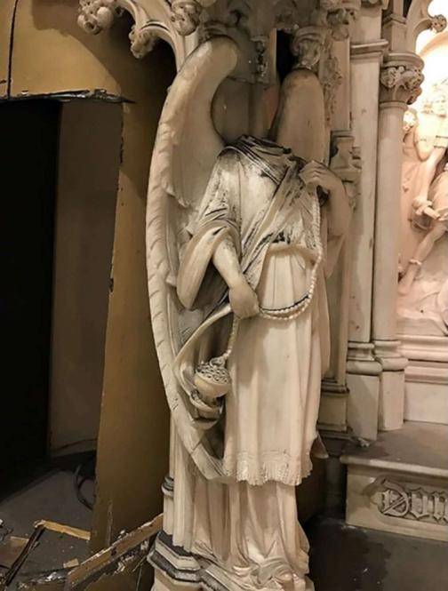美国盗贼偷走天主教堂价值200万美元文物 天使雕像被“斩首”