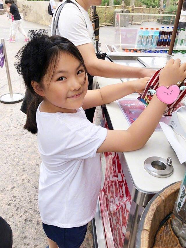 王诗龄终于励志了一回！放弃名牌包包和服饰<strong></p>
<p>梦想币</strong>，最高学府才是梦想