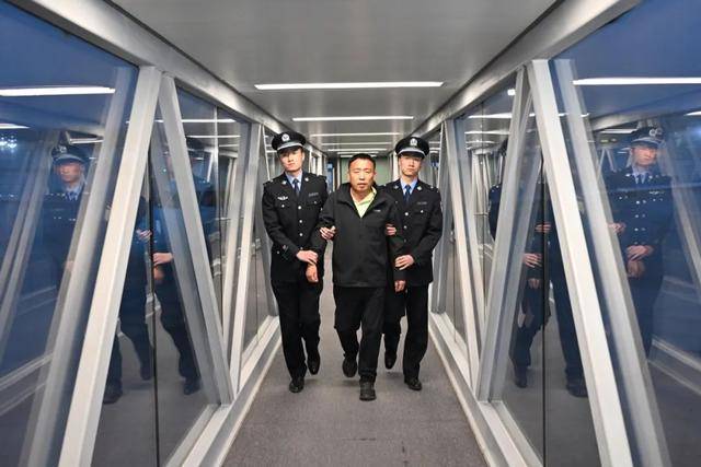 郭柏春<strong></p>
<p>虎币全球</strong>，被逮捕！在境外落网，被立案调查当月还在老挝露面