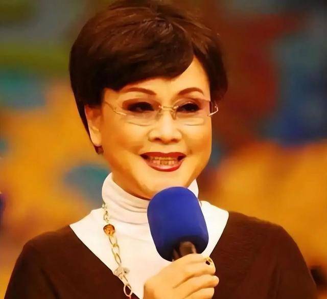 杨幂为什么叫杨幂<strong></p>
<p>vgs币价格</strong>？人名中的数字与数学