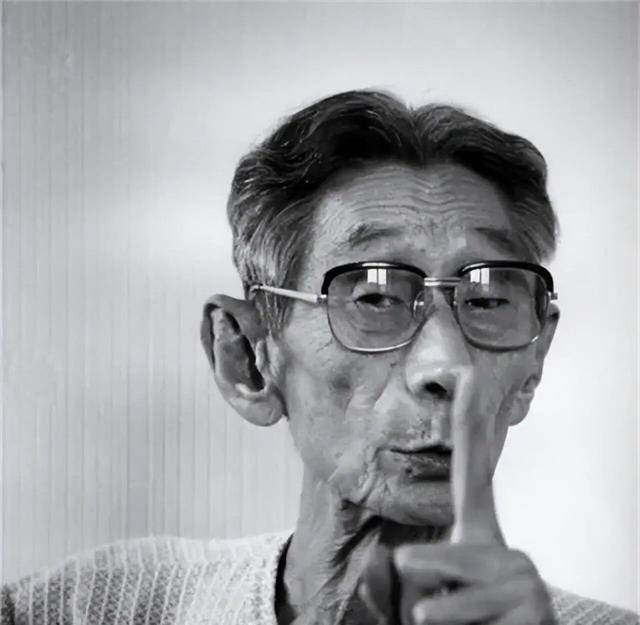 杨幂为什么叫杨幂<strong></p>
<p>vgs币价格</strong>？人名中的数字与数学