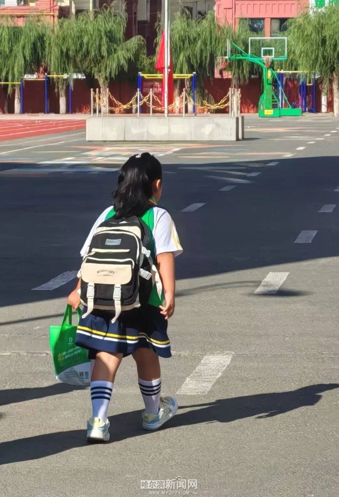 我们<strong></p>
<p>佛币</strong>，开学啦