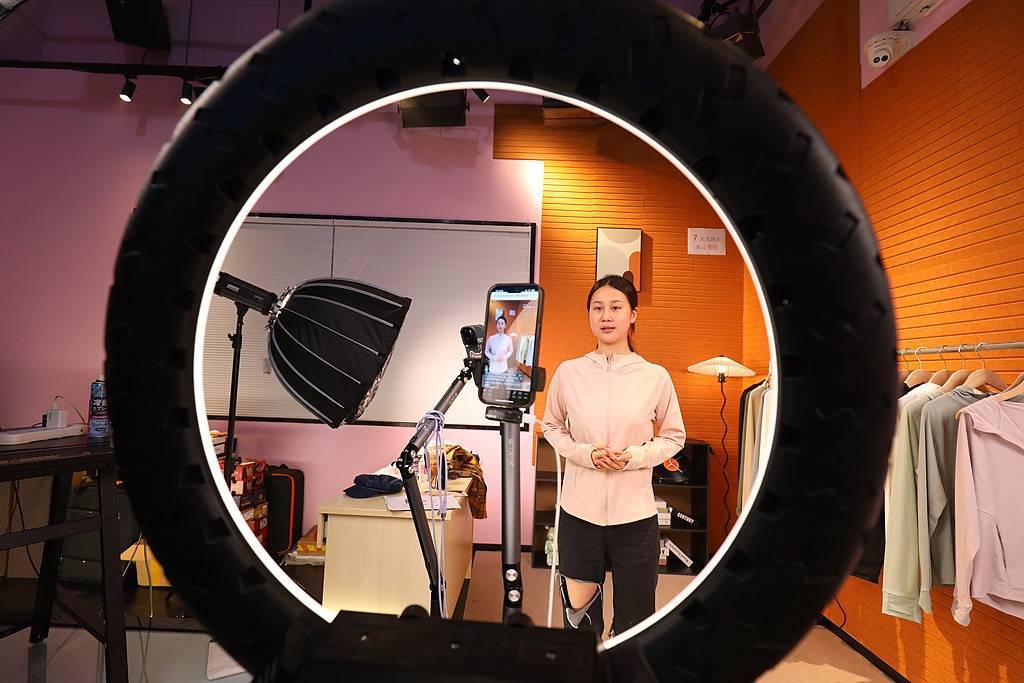 中小电商加速“撤离”杭州九堡<strong></p>
<p>币莱特行情</strong>，有园区空置率逼近40%